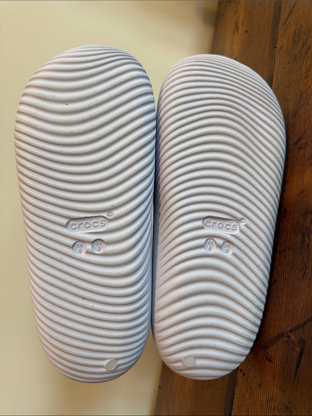 Crocs Mellow Luxe Recovery Athleisure Slide Purple Moon Men’s 6 Women’s 8 - Picture 8 of 8